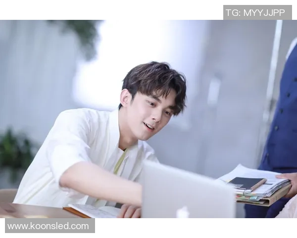 吴磊专访:从青涩少年到足球明星的成长之路回顾 吴磊专访:从青涩少年到足球明星的成长之路回顾