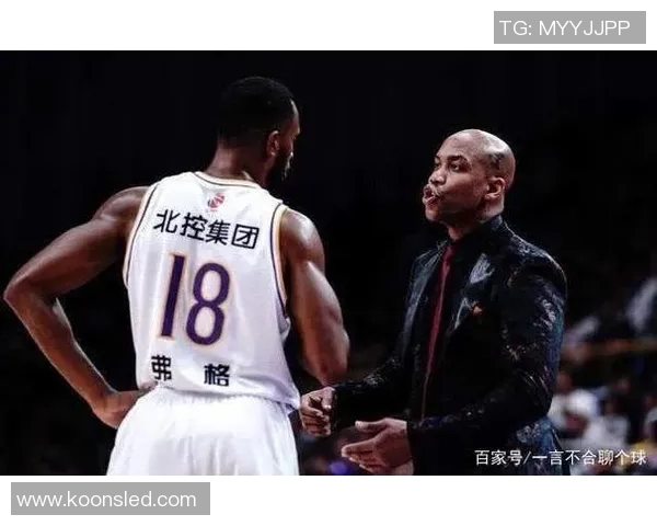 成都篮球队与武汉篮球队赛后复盘探讨灵活性对比赛结果的影响